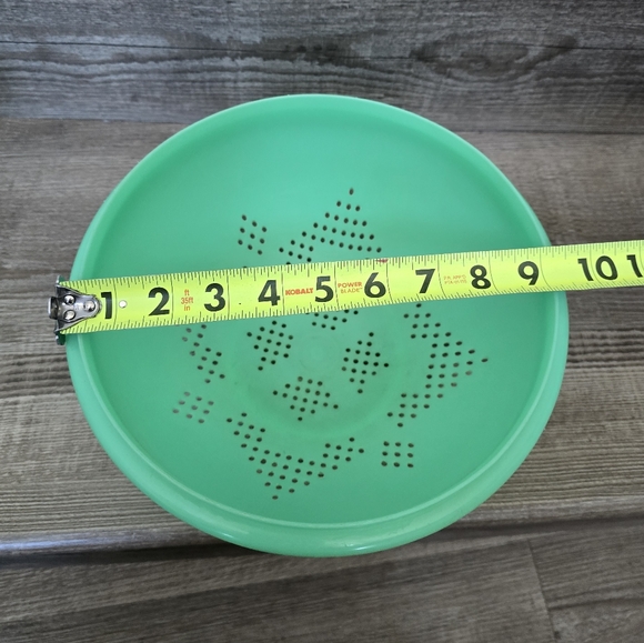 Vintage Jadeite Tupperware Strainer/Colander - - Picture 4 of 5
